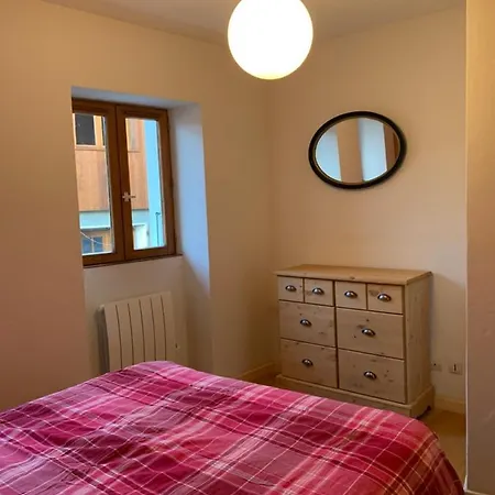Hébergement de vacances Maison Au Cœur Du Village De Saint-bon *